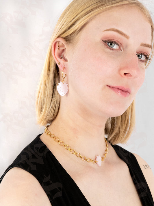 Strawberry earrings (NEW)