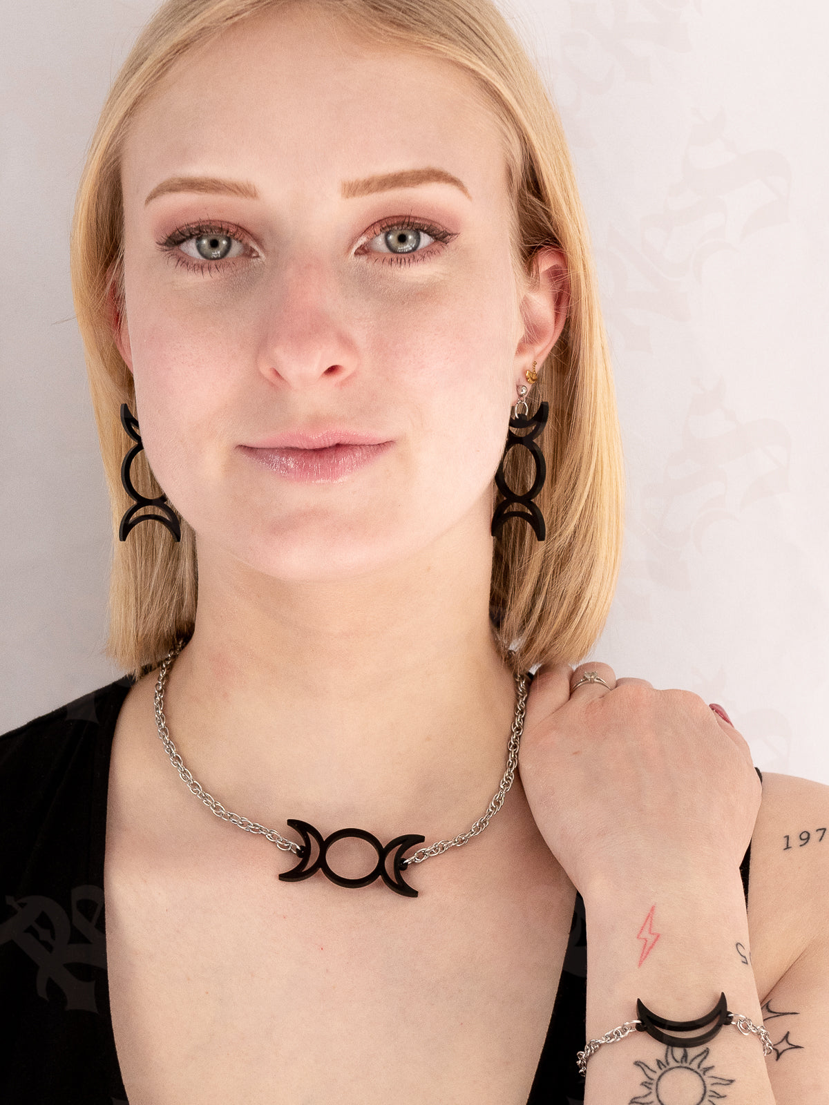 Triple Moon earrings (NEW)