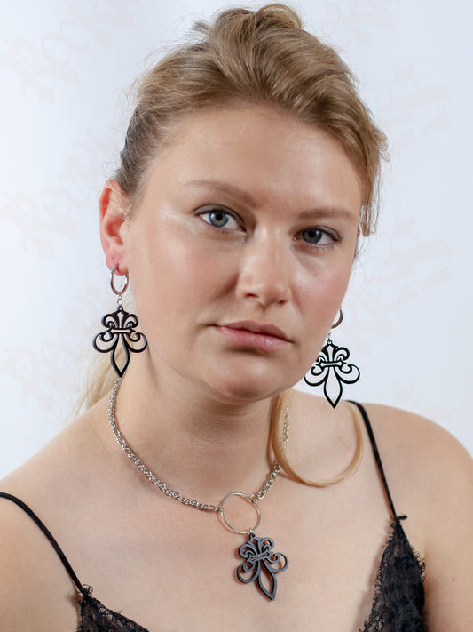 Fleur-de-lis earrings