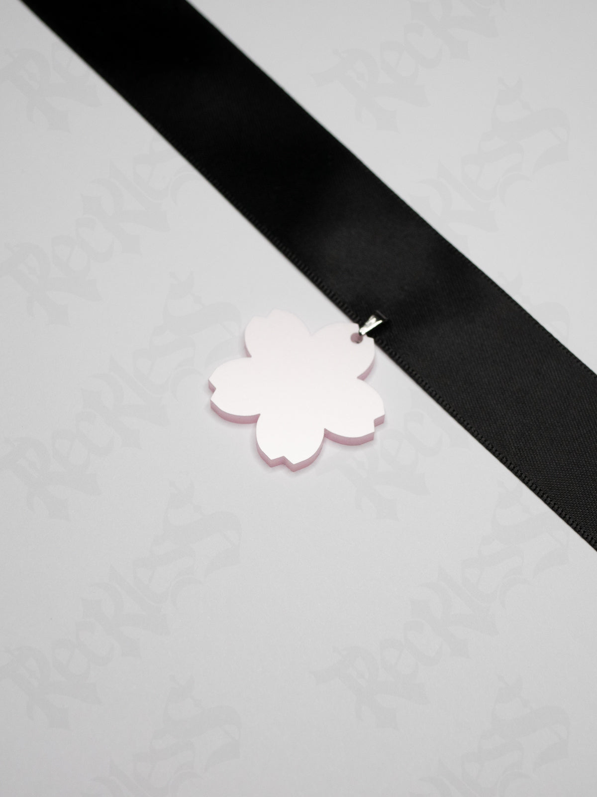 Collier ras-de-cou Sakura